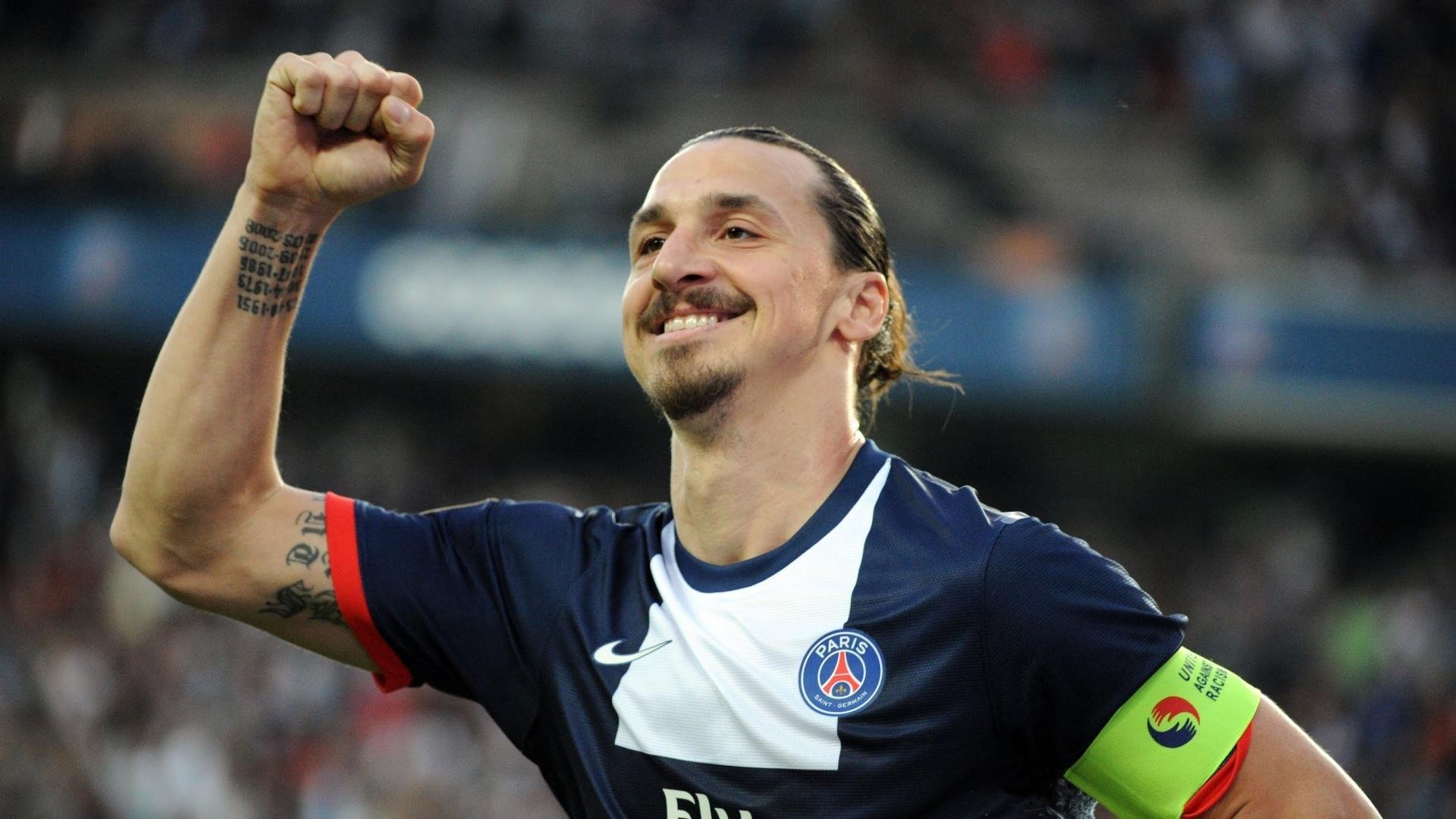 蝶泳项目突尼斯选手发挥稳定,蝶泳比赛2020